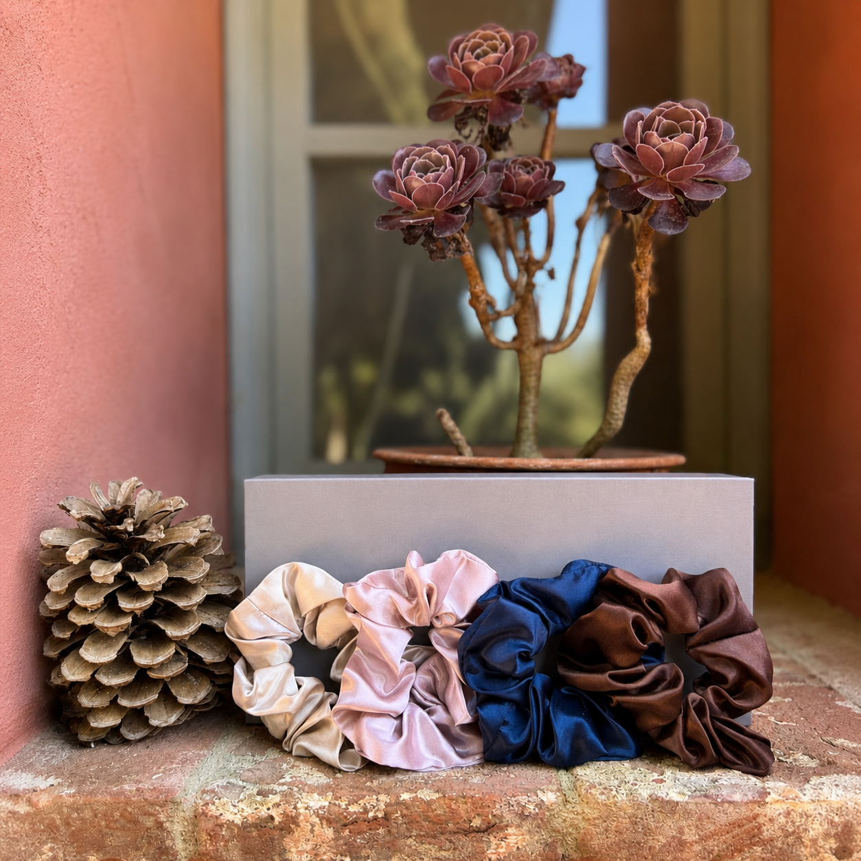 Mulberry Silk Scrunchies - Blush Pink